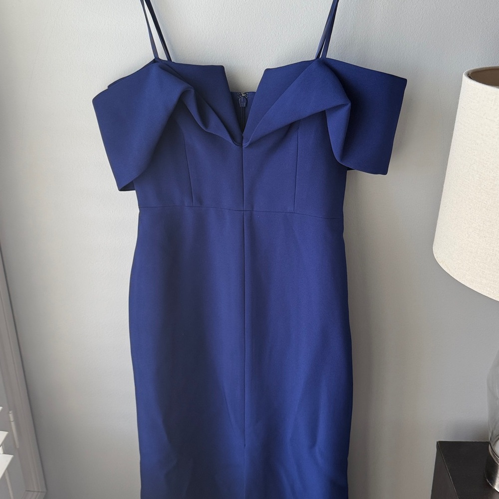 BCBGMAXAZRIA Amalie Off-The-Shoulder Stretch Crepe Gown - Picture 6 of 16